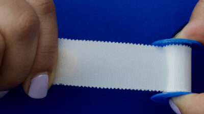 Tela adhesiva QUIRMEX: firme en calidad, suave con tu piel